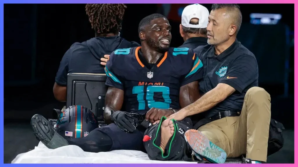 Tyreek Hill knee injury update