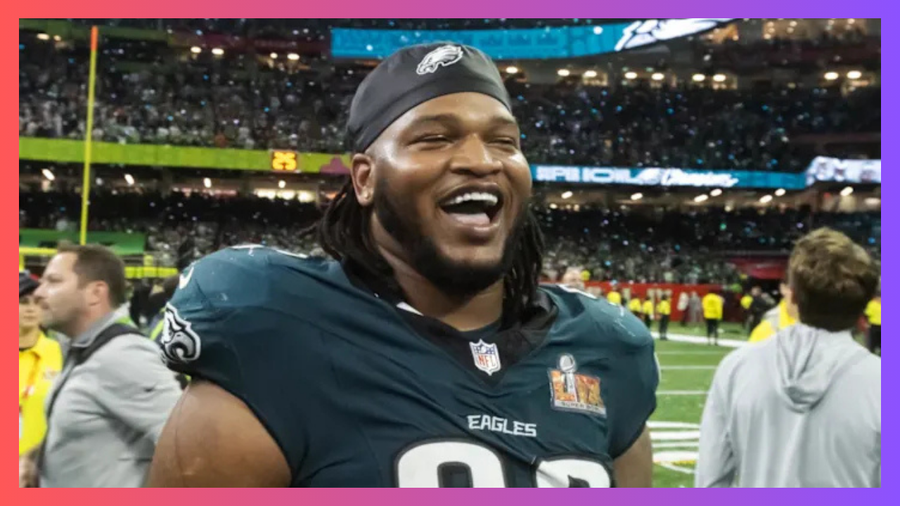 Jalen Carter ejected for spitting on Dak Prescott