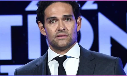 Mark Sanchez stabbed arrest